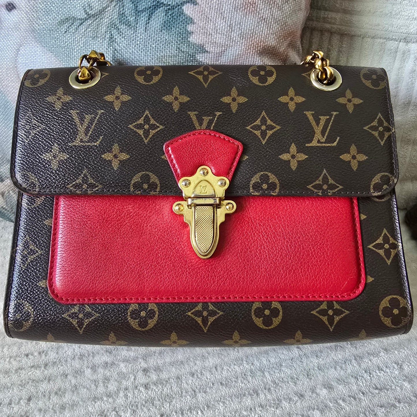 Louis Vuitton Victoire Monogram Cerise Red Bijoux Chain Shoulder Bag