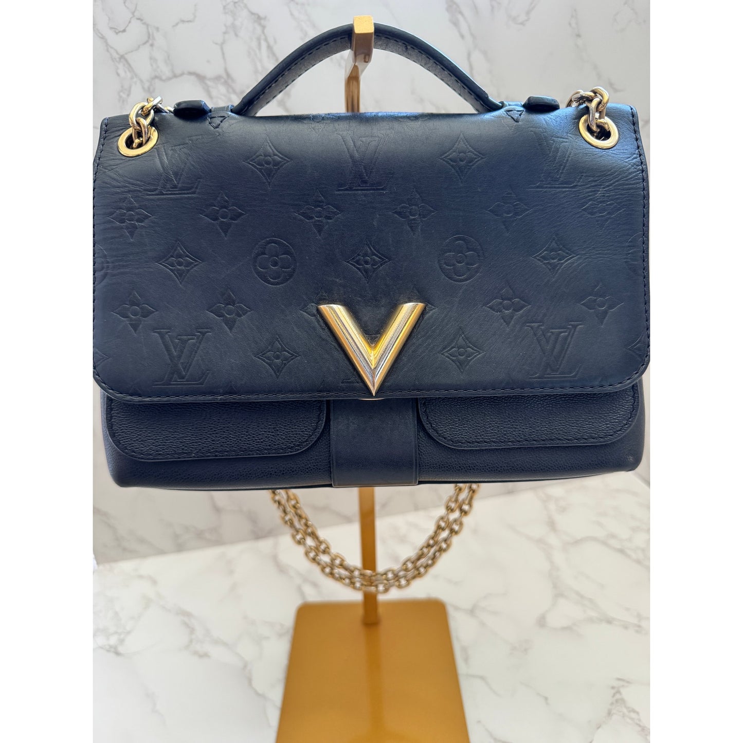 LV Monogram Cuir Plume Ecume Very Chain Bag in black