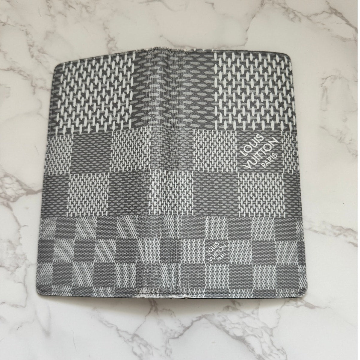 Louis Vuitton Portefeuille Brazza Graphite Damier Long Wallet (Rare 3D Antarctica colorway)
