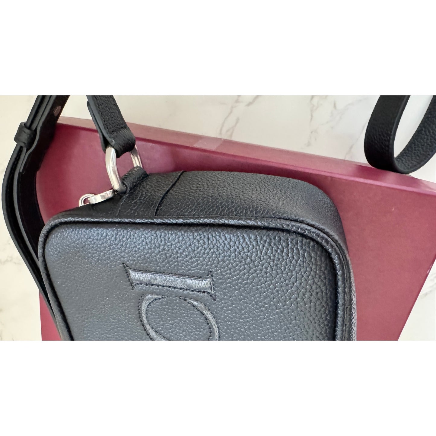 Gucci Black Leather Logo Shoulder Bag in Box!