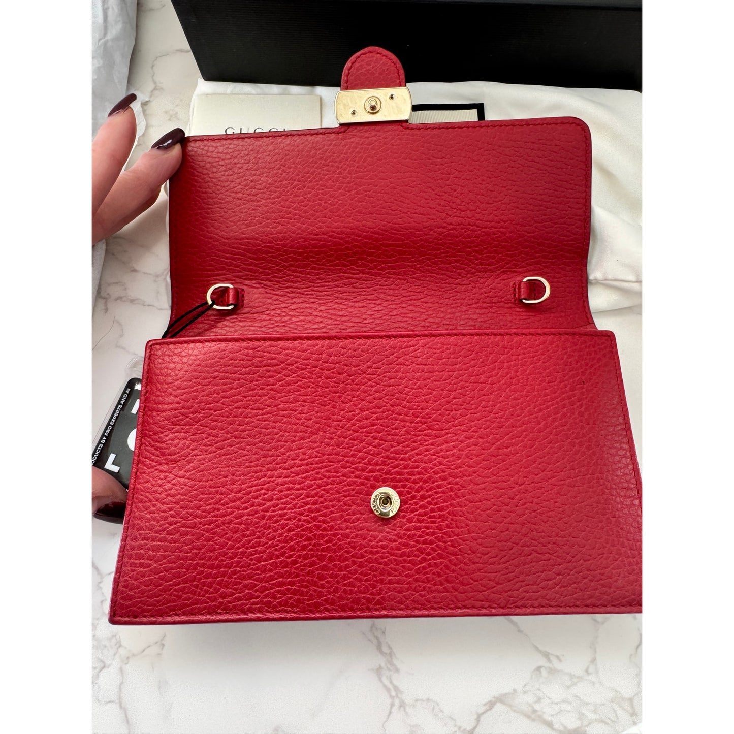 Gucci Interlocking G Wallet On Chain/Crossbody in Textured Calfskin Leather