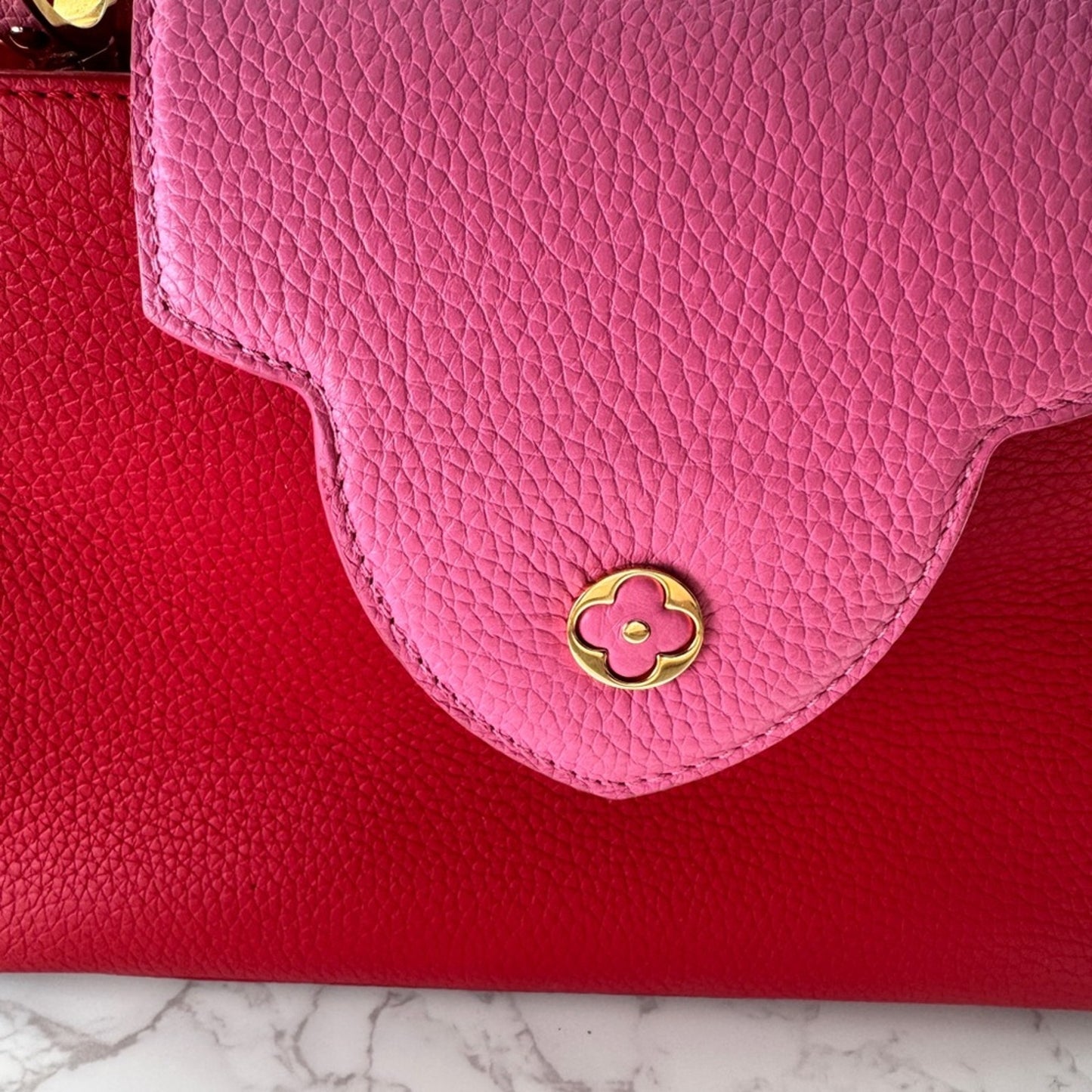 Beautiful Like New Louis Vuitton Capucines Bag