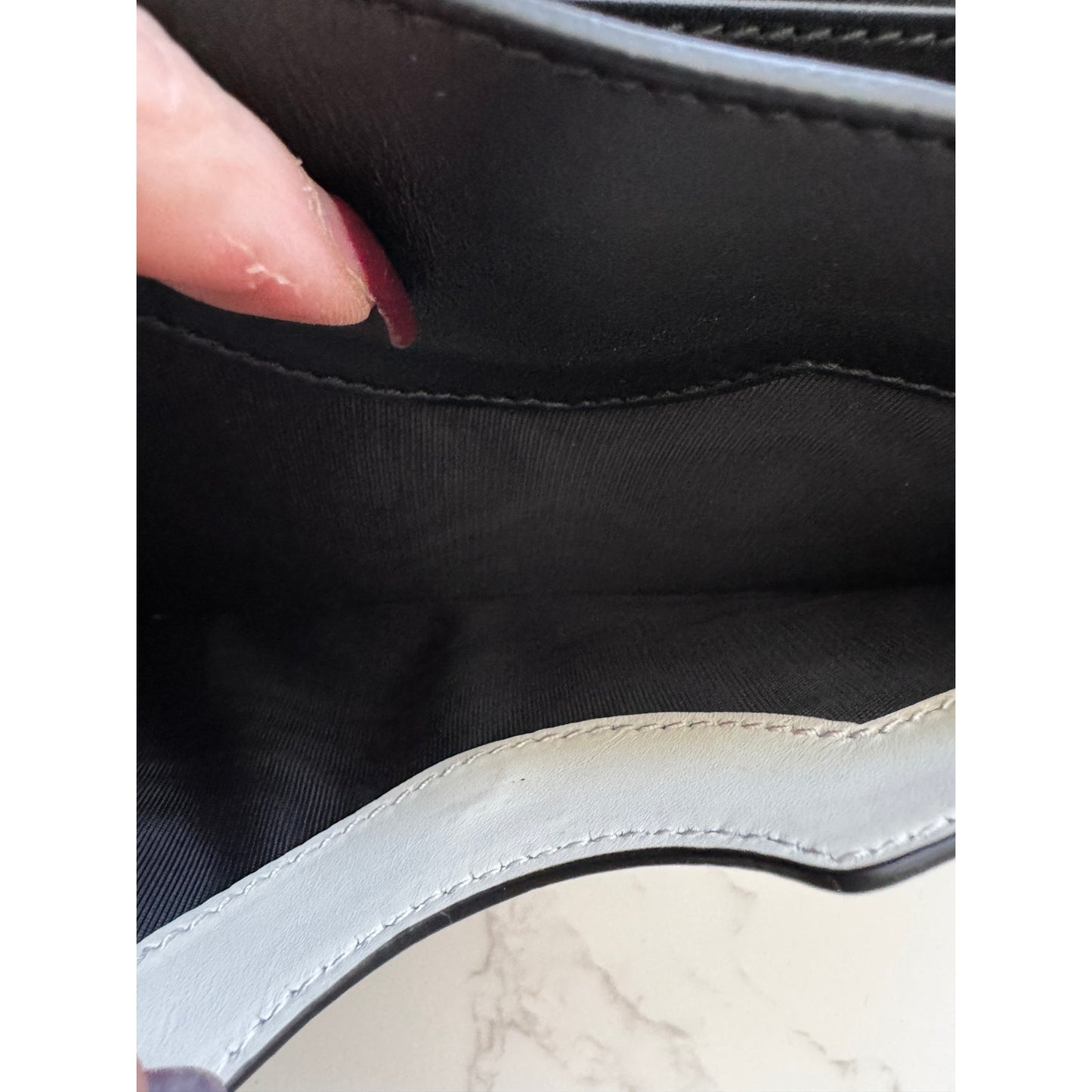 Gucci Queen Margaret Bee Black & White Wallet on Chain