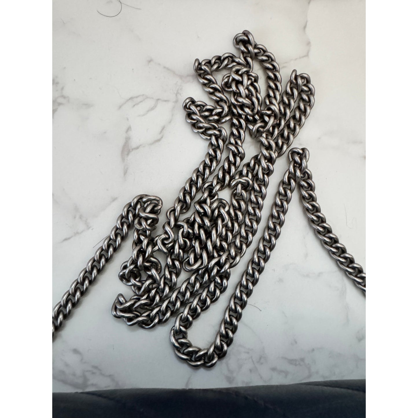 Gucci GG Marmont Torchon Super Mini in NavyWith White Piping
