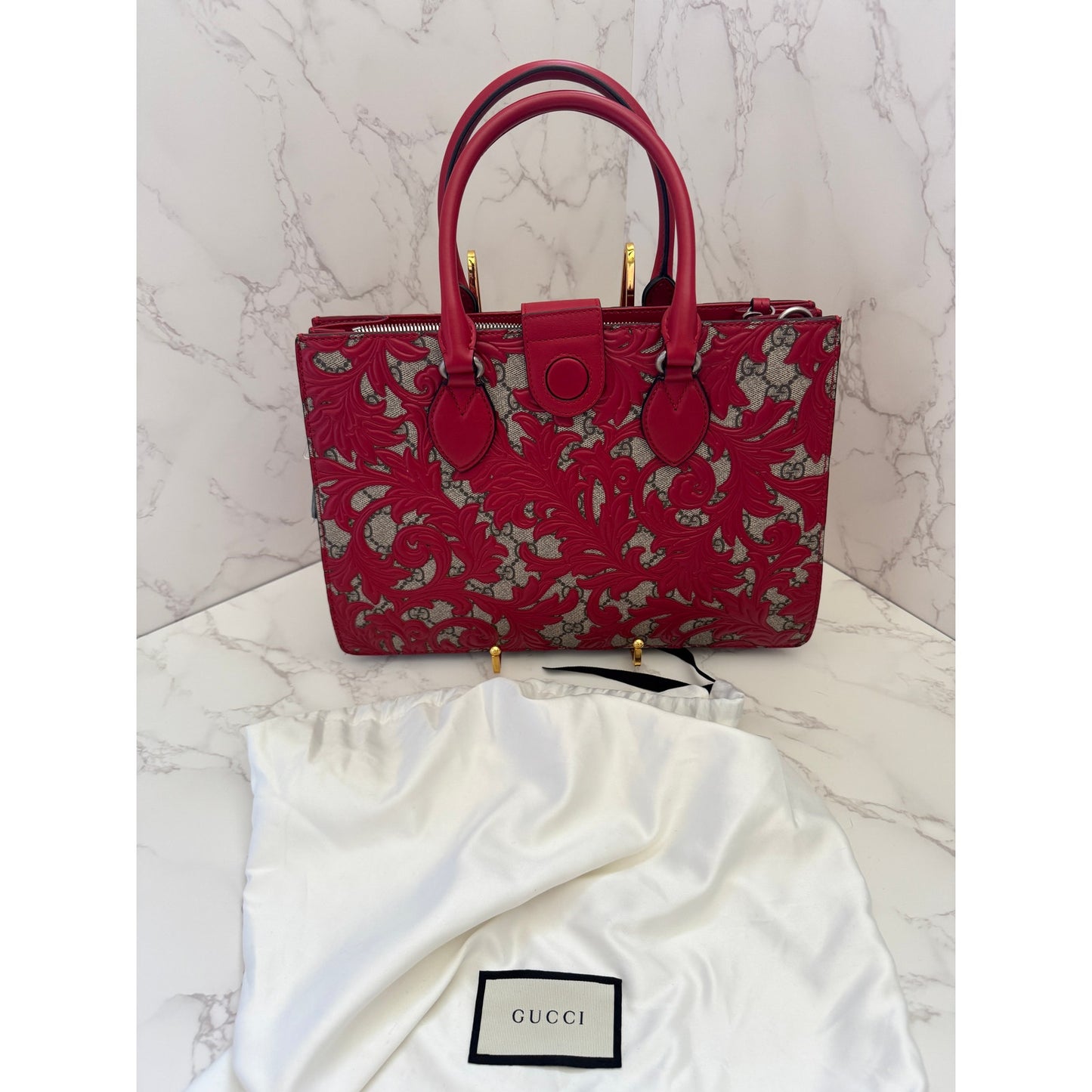 Gucci GG Supreme Canvas Arabesque Tote Bag
