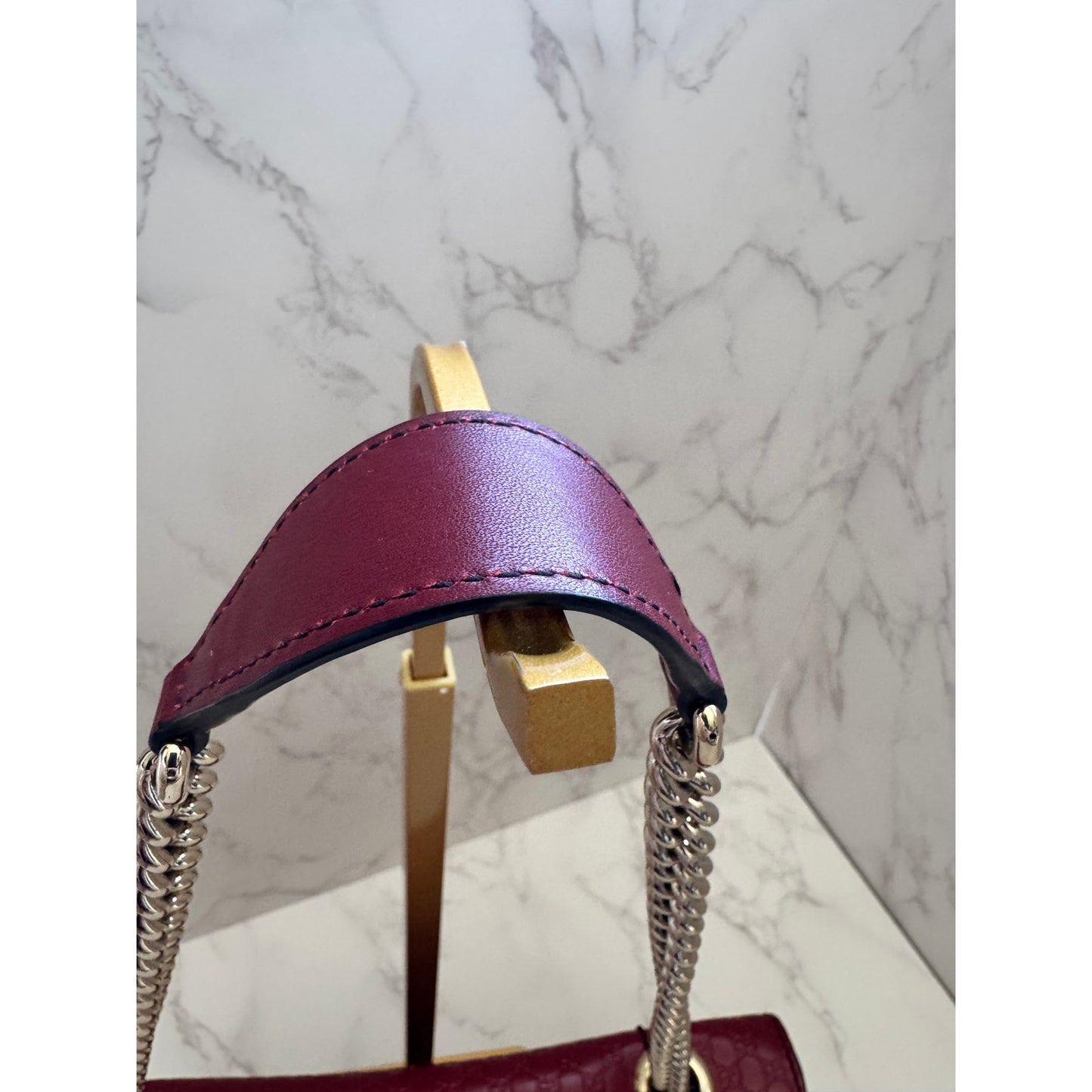 Stunning Gucci Microguccissima Emily Chain Shoulder Bag. Excellent Condition!