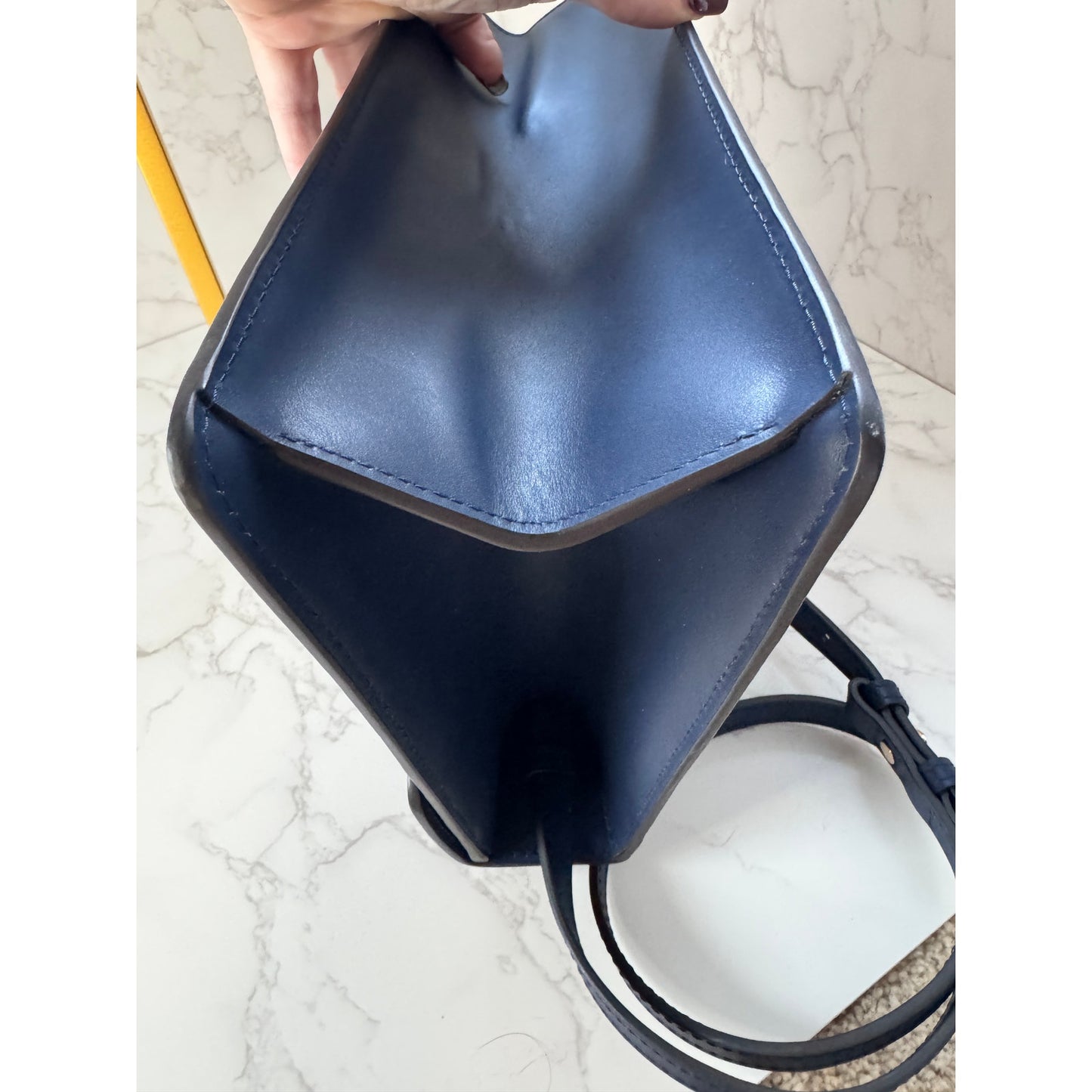 Gucci Sylvie Top Handle in Navy