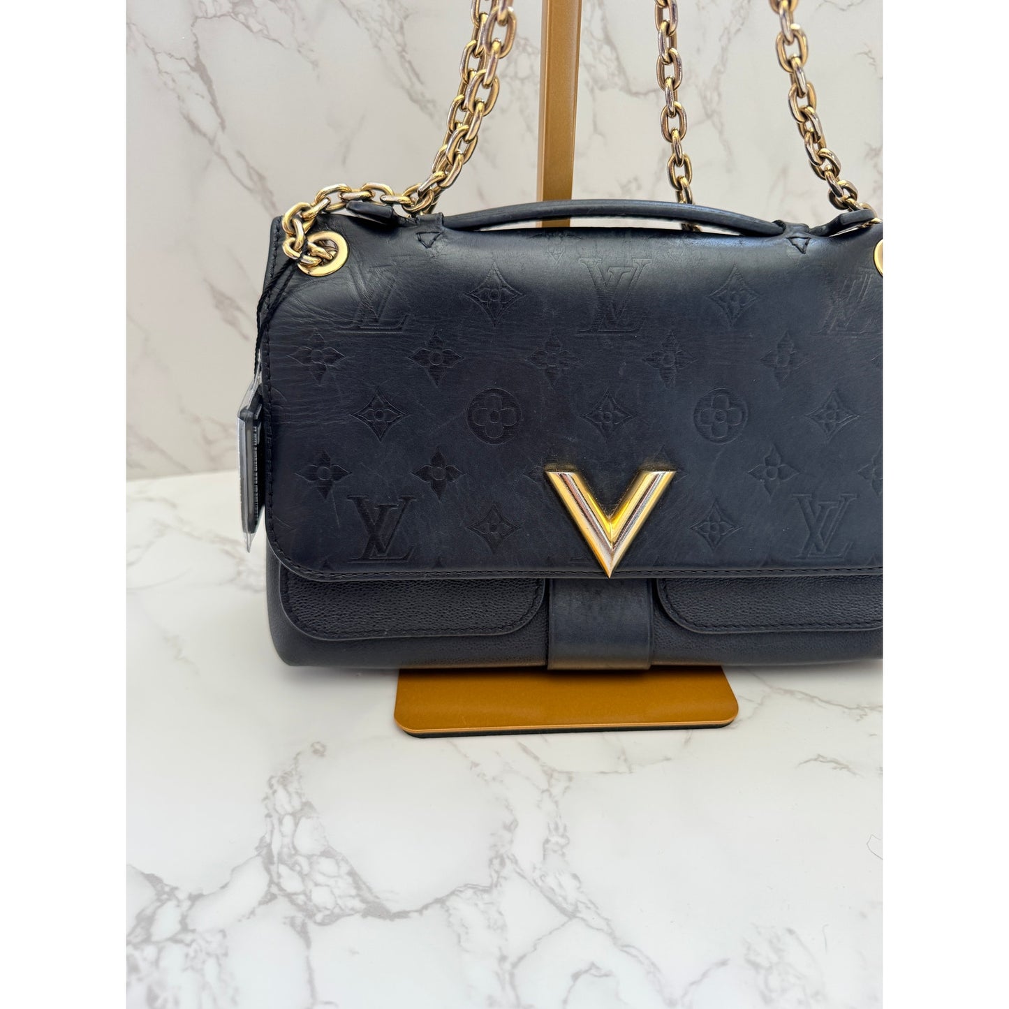 LV Monogram Cuir Plume Ecume Very Chain Bag in black