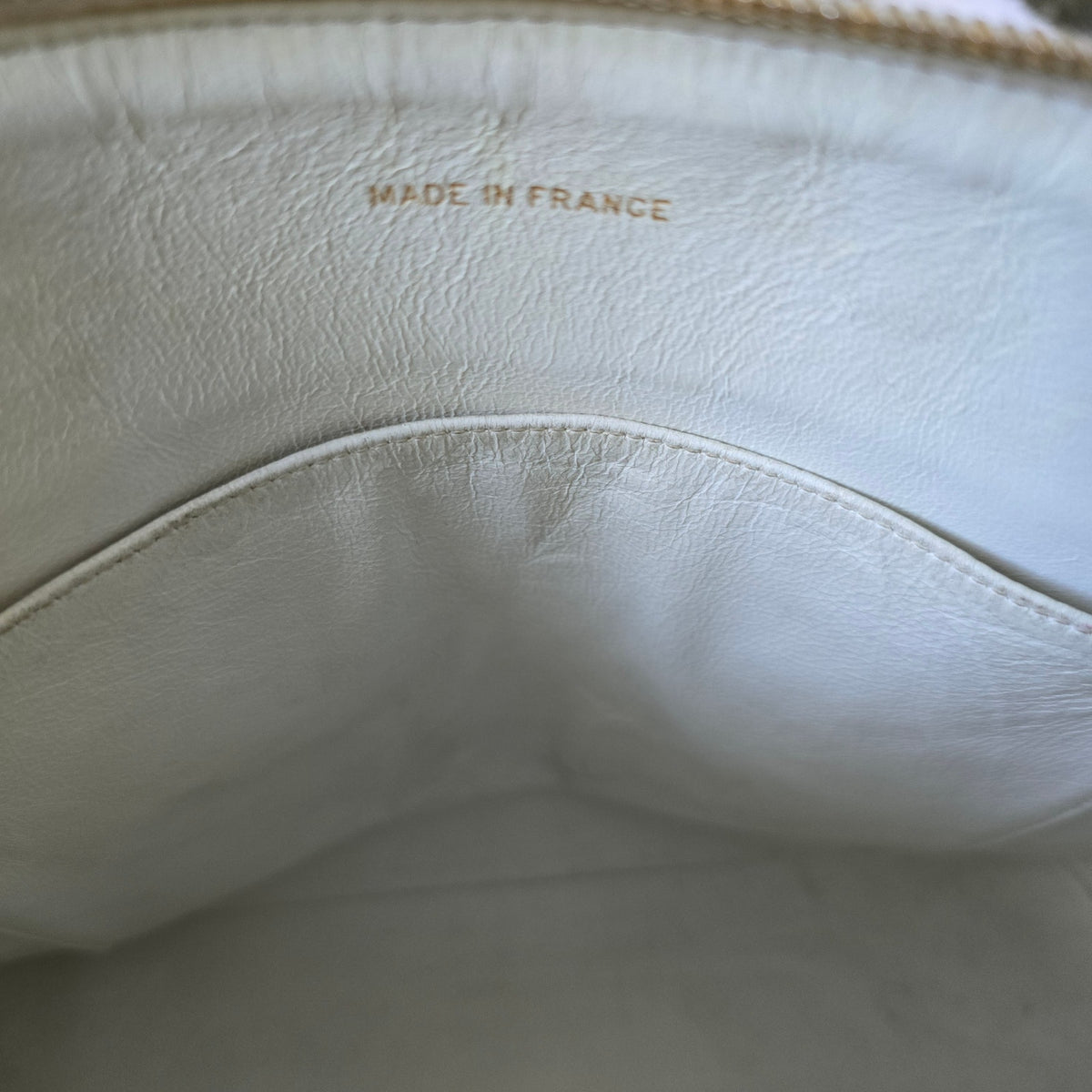 CHANEL White Vintage Caviar Leather Quilted Dome Shoulder Bag GHW
