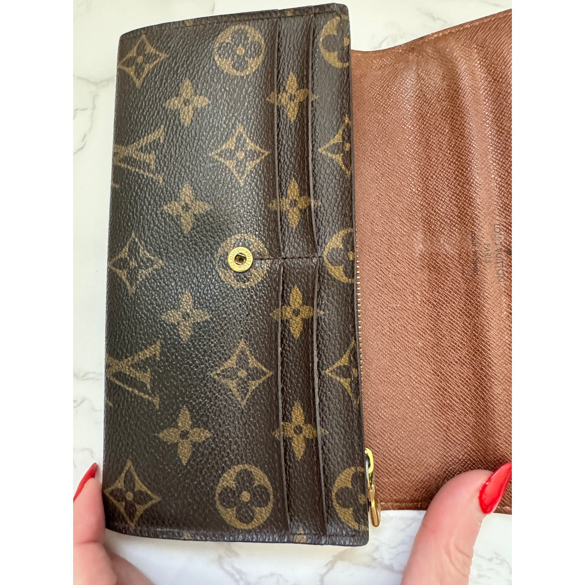 Louis Vuitton Sarah Long Wallet in Mongram Canvas