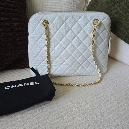 CHANEL White Vintage Caviar Leather Quilted Dome Shoulder Bag GHW