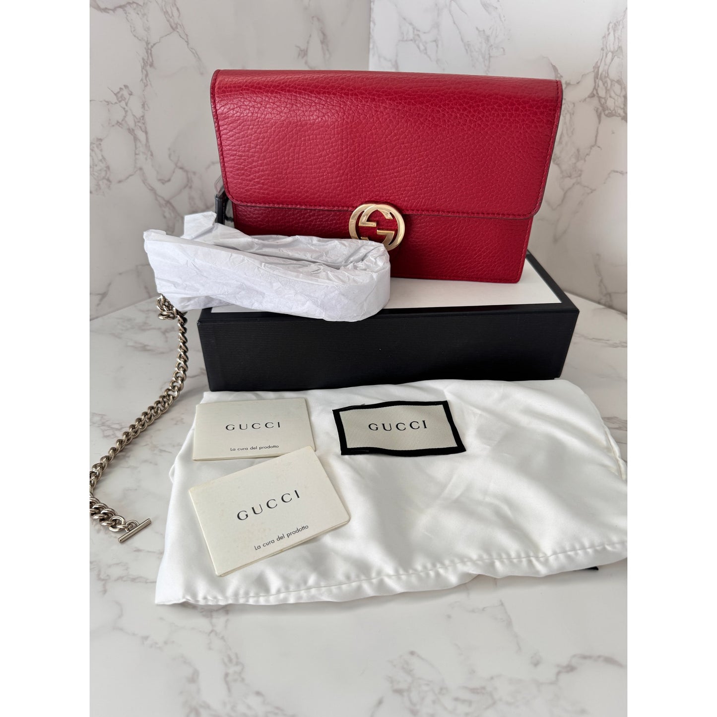 Gucci Interlocking G Wallet On Chain/Crossbody in Textured Calfskin Leather