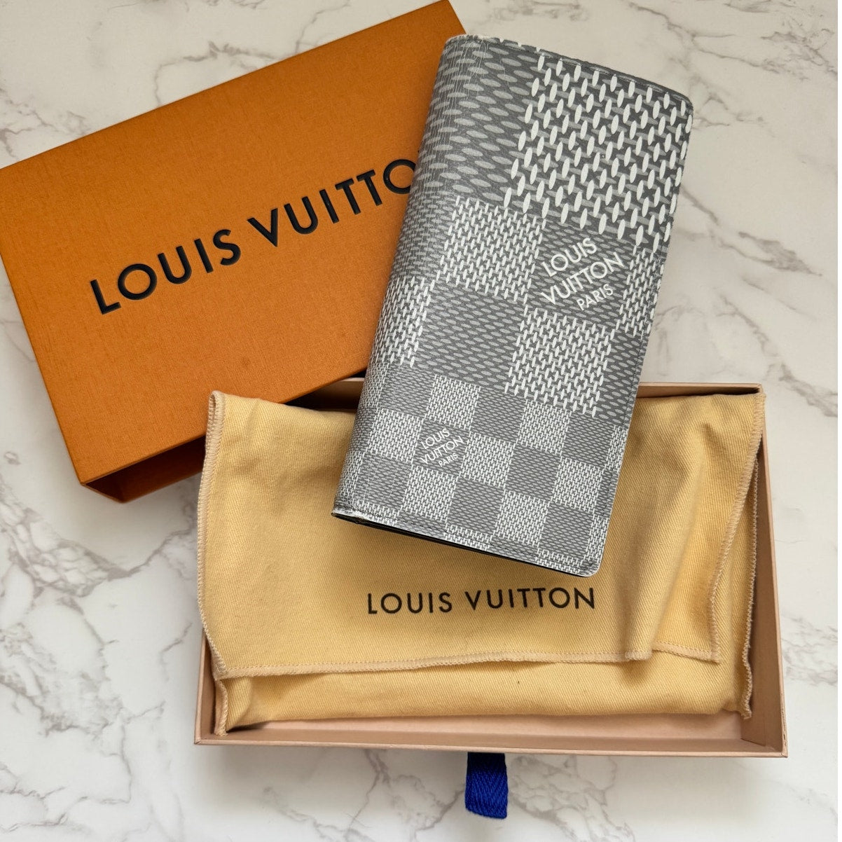 Louis Vuitton Portefeuille Brazza Graphite Damier Long Wallet (Rare 3D Antarctica colorway)