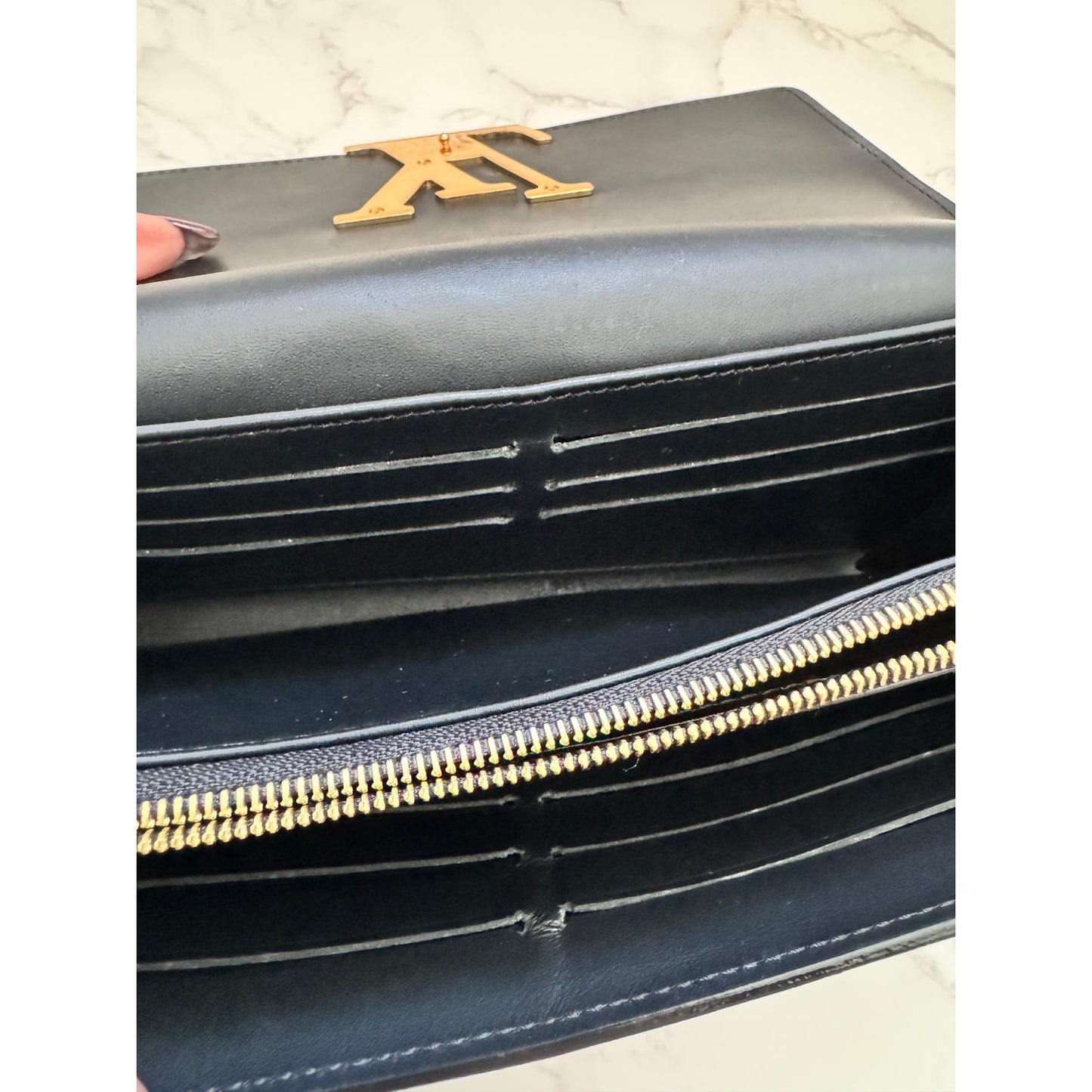 Louise Vuitton Louise Clutch in Black Vernis Patent Leather