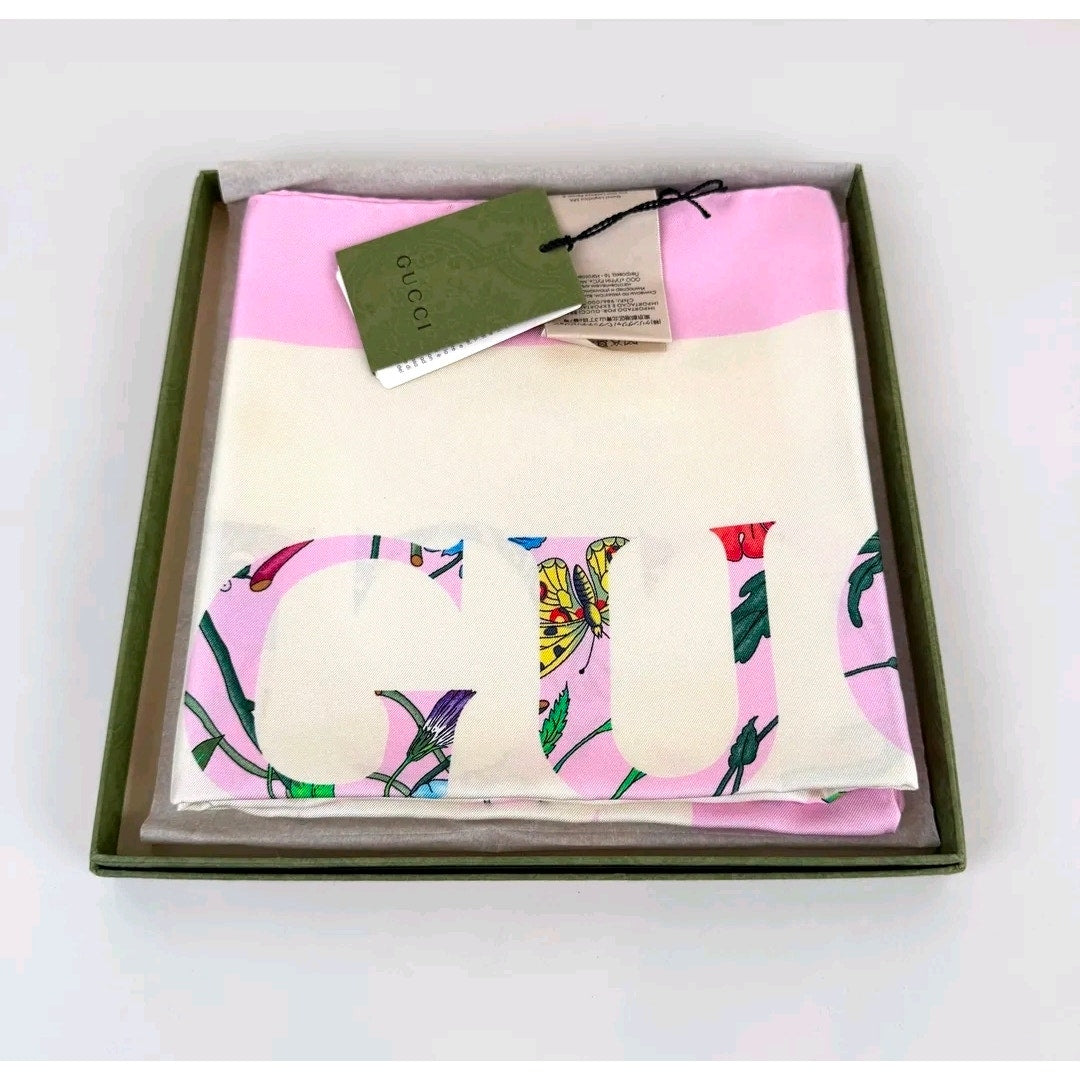 Gucci Flora Printed Silk Twill Carre Scarf - NWT