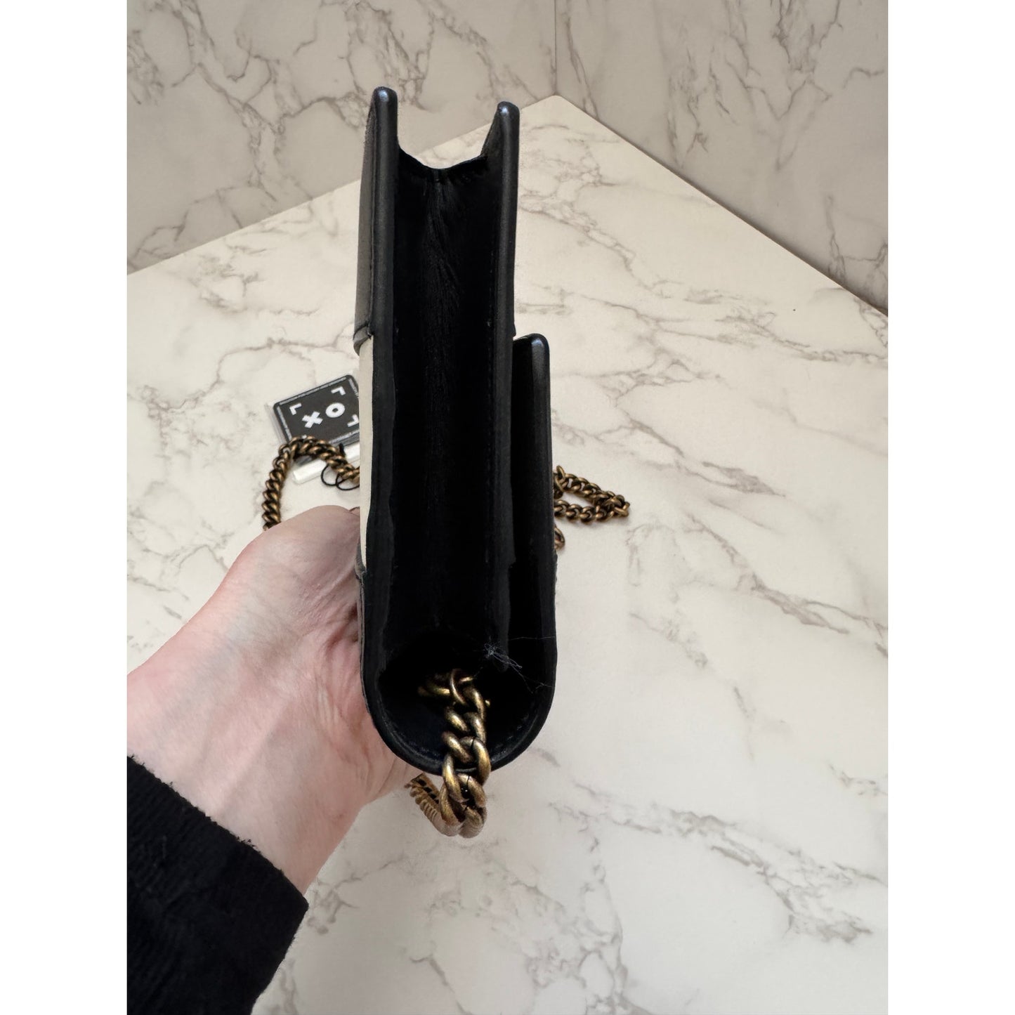 Gucci Queen Margaret Bee Black & White Wallet on Chain