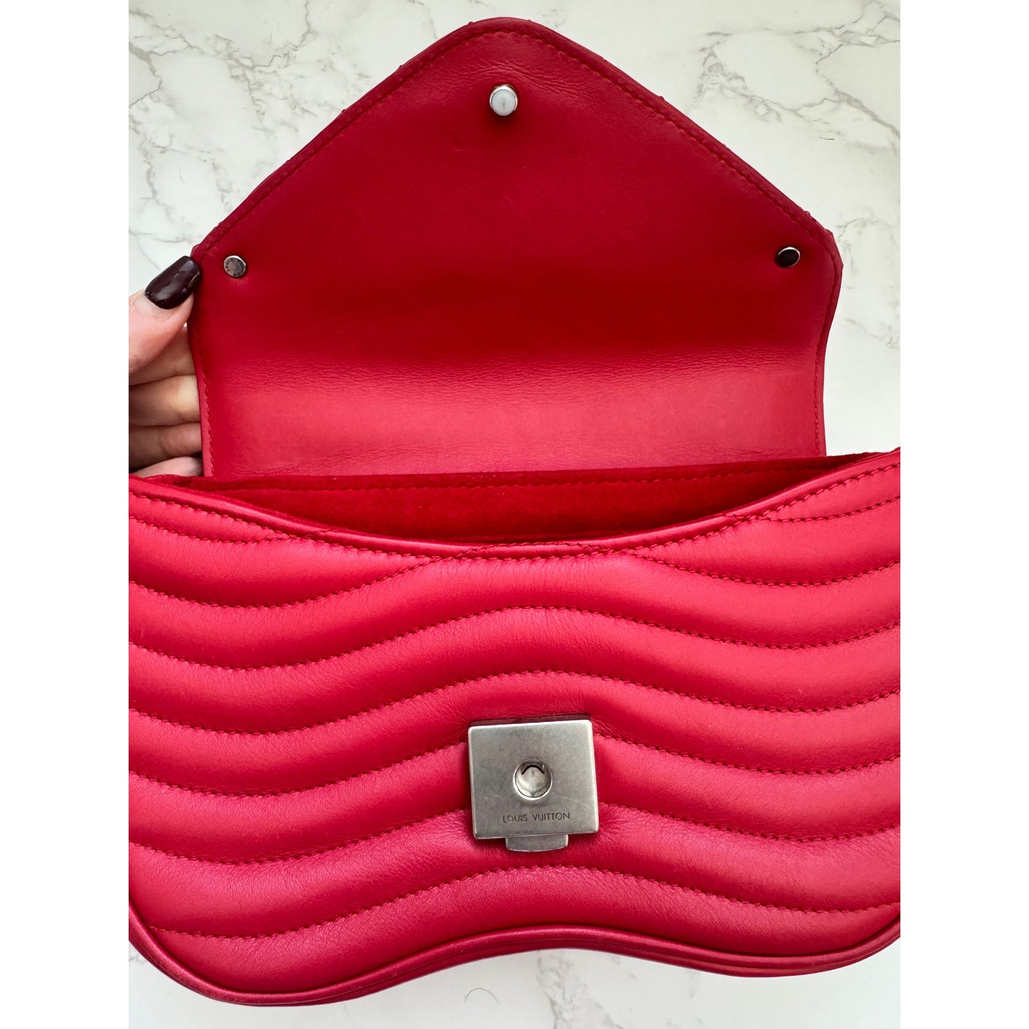 Louis Vuitton New Wave Chain Bag in Red