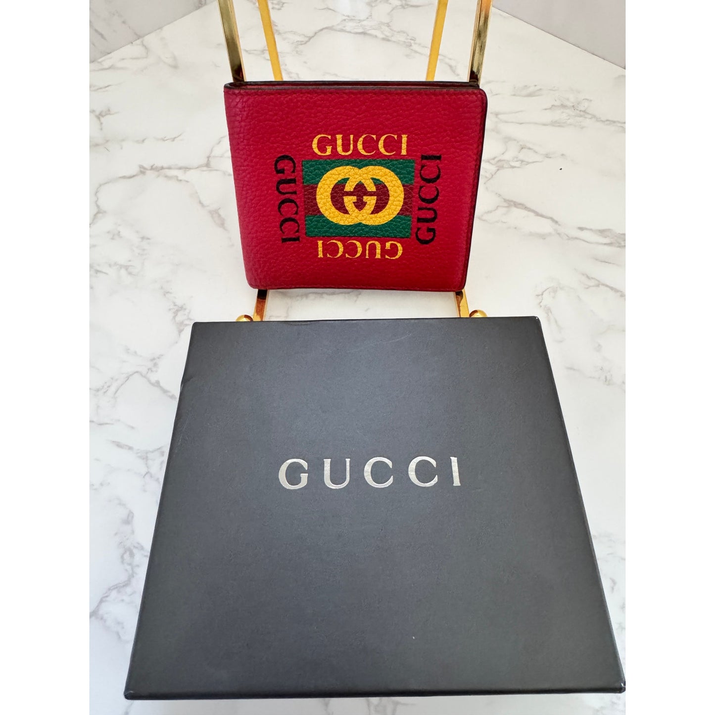 Gucci Red Logo Bifold Wallet in Red Textured Leather