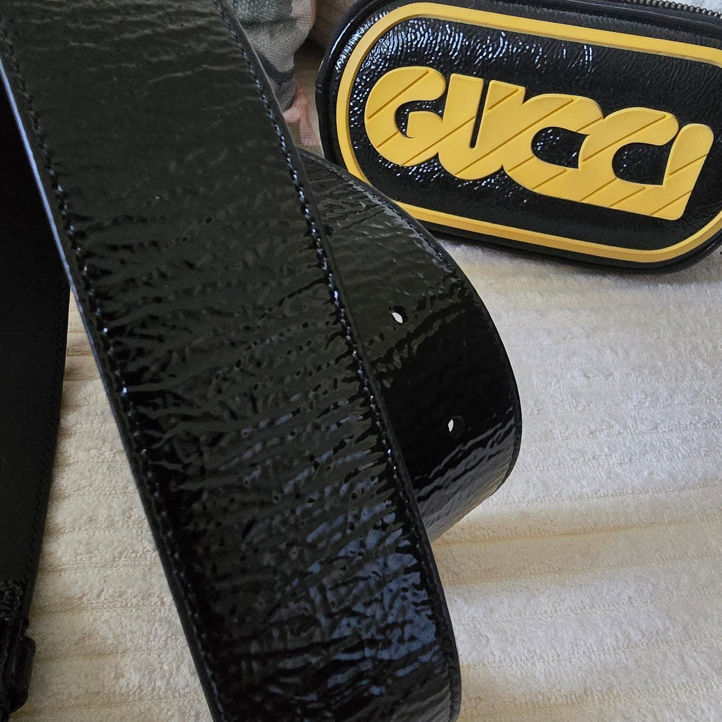 Gucci Game Patch Logo Belt Bag Black/Yellow Size 80/32