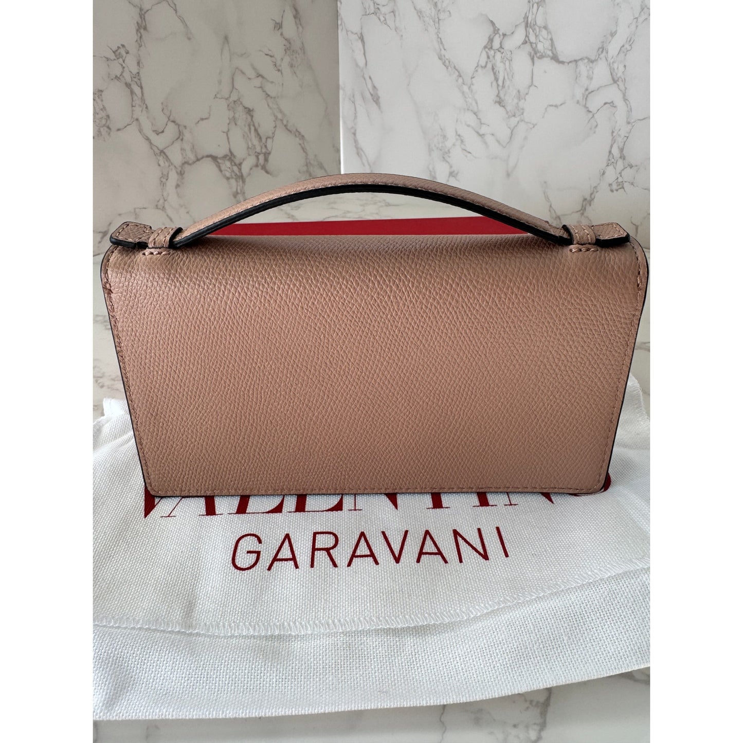Valentino Garavani Vlogo Wallet on Chain