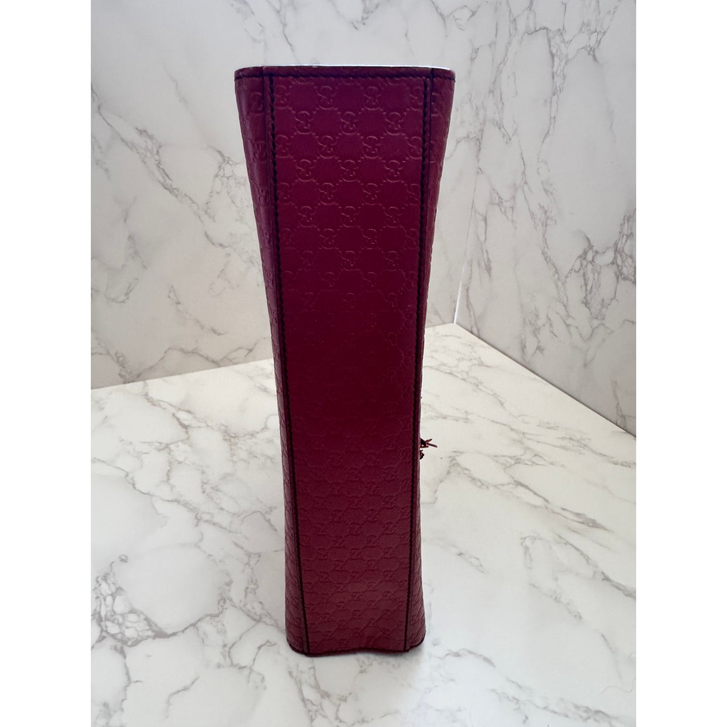 Stunning Gucci Microguccissima Emily Chain Shoulder Bag. Excellent Condition!