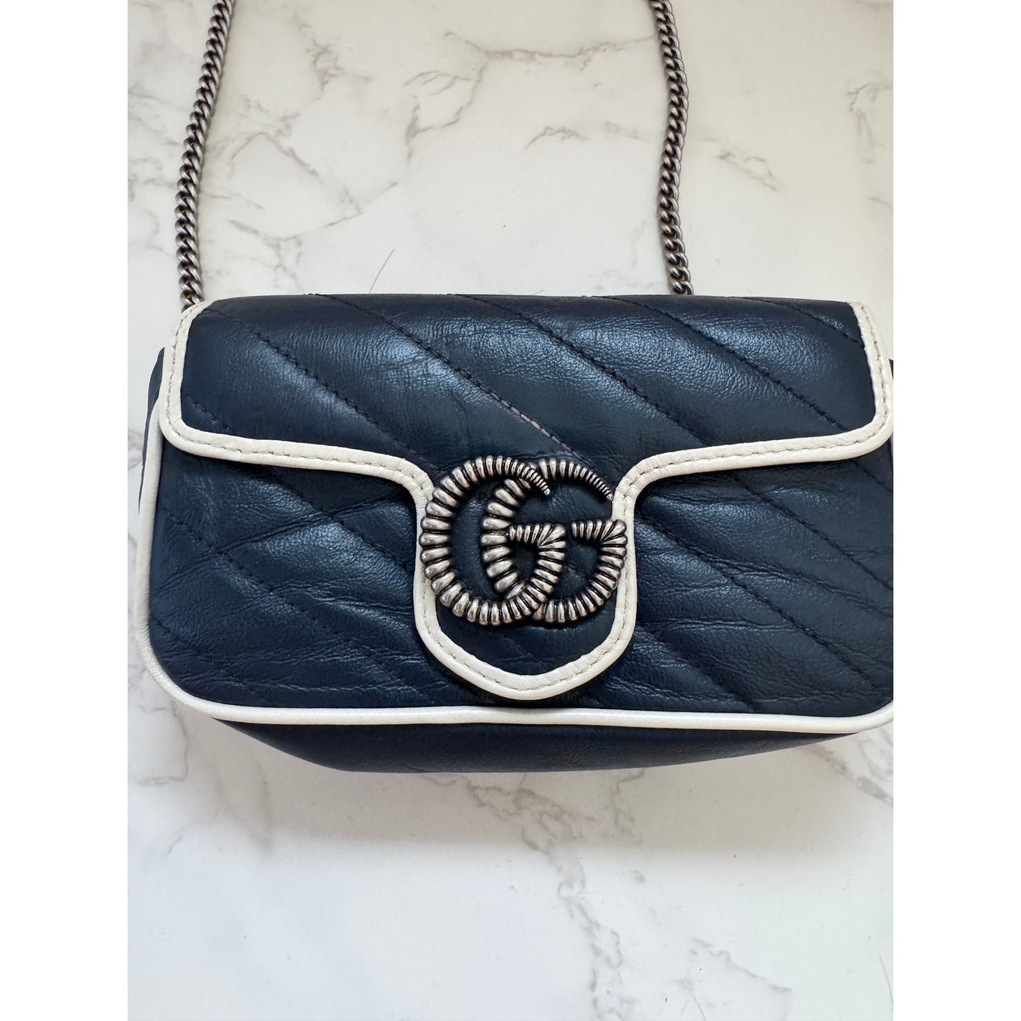 Gucci GG Marmont Torchon Super Mini in NavyWith White Piping