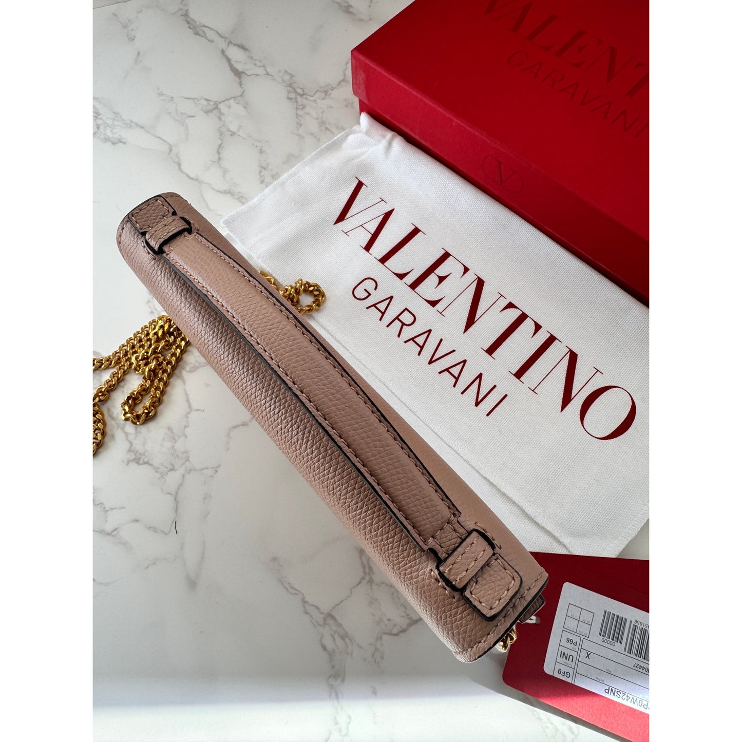 Valentino Garavani Vlogo Wallet on Chain