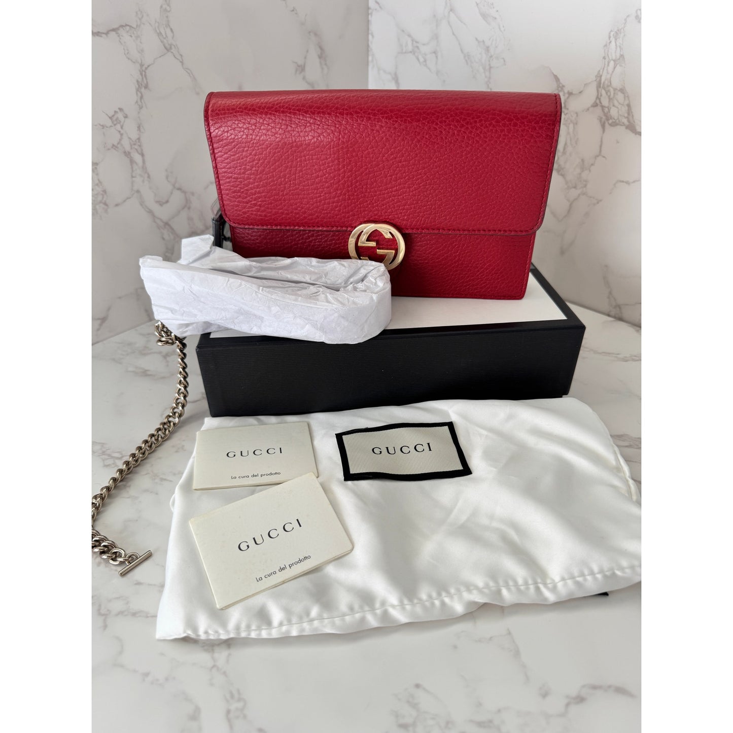 Gucci Interlocking G Wallet On Chain/Crossbody in Textured Calfskin Leather
