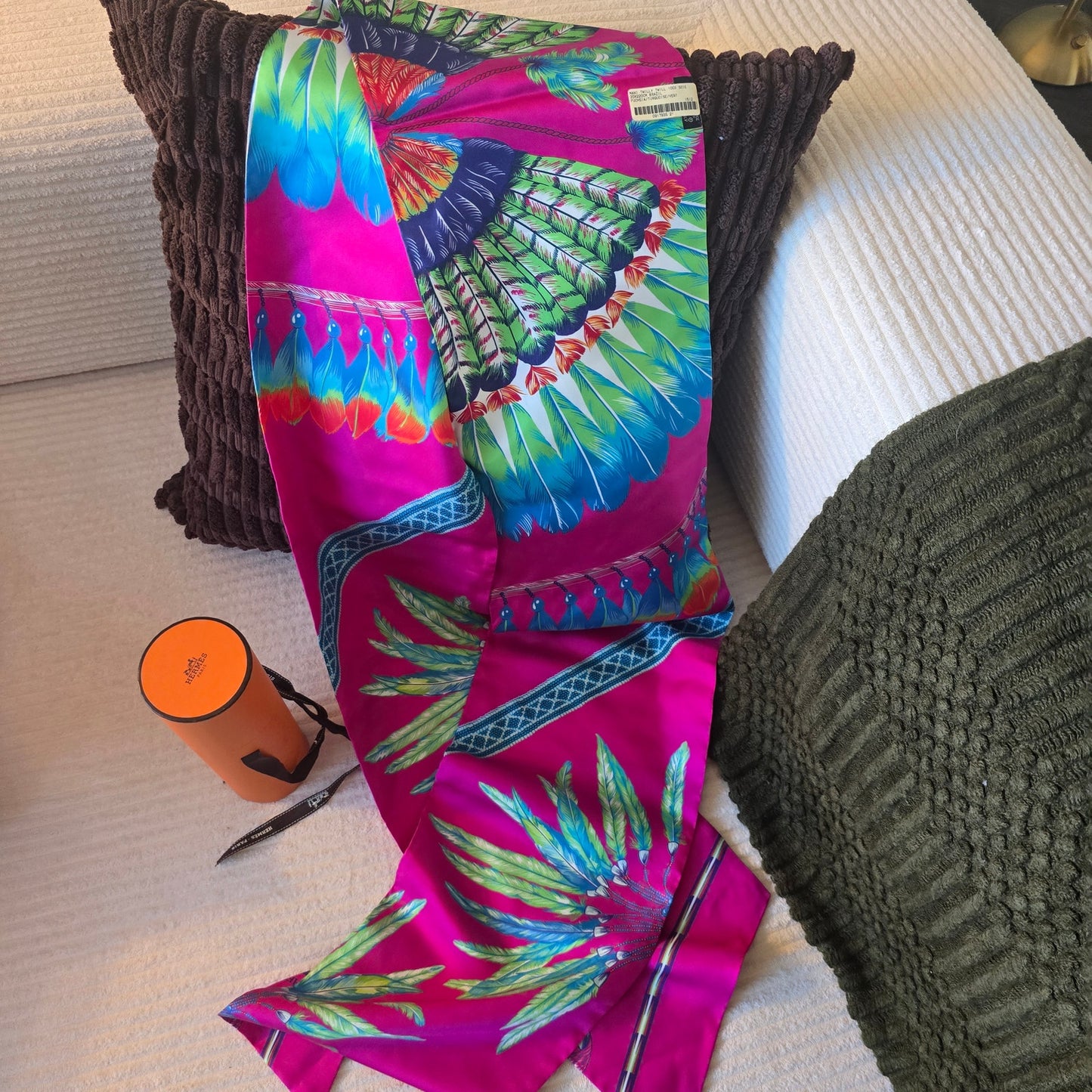 Hermes Brazil Maxi Twilly Silk Scarf NWT Fuchsia Feather Original Run
