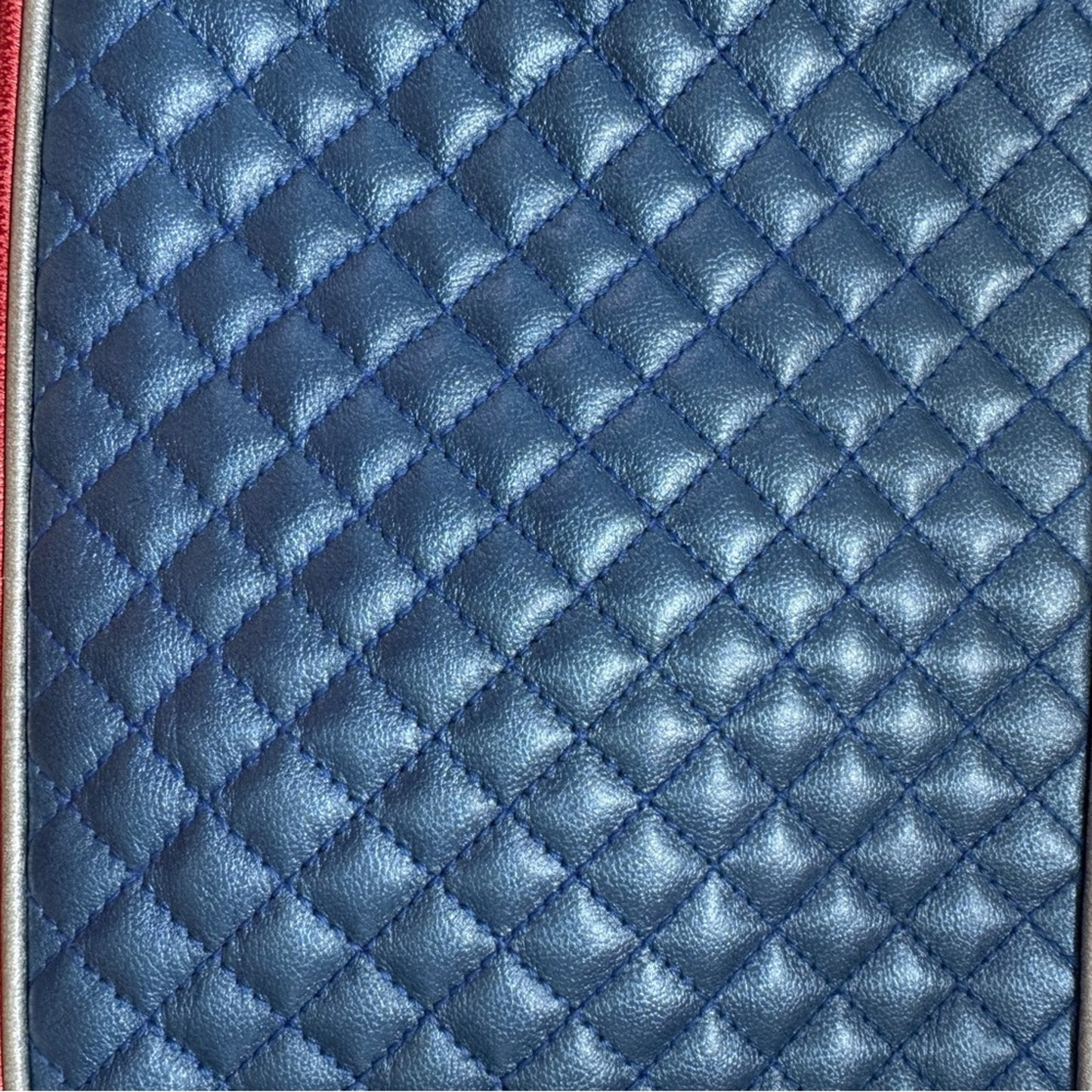 Gucci Laminated Nappa Trapuntata Zumi Shoulder Bag
