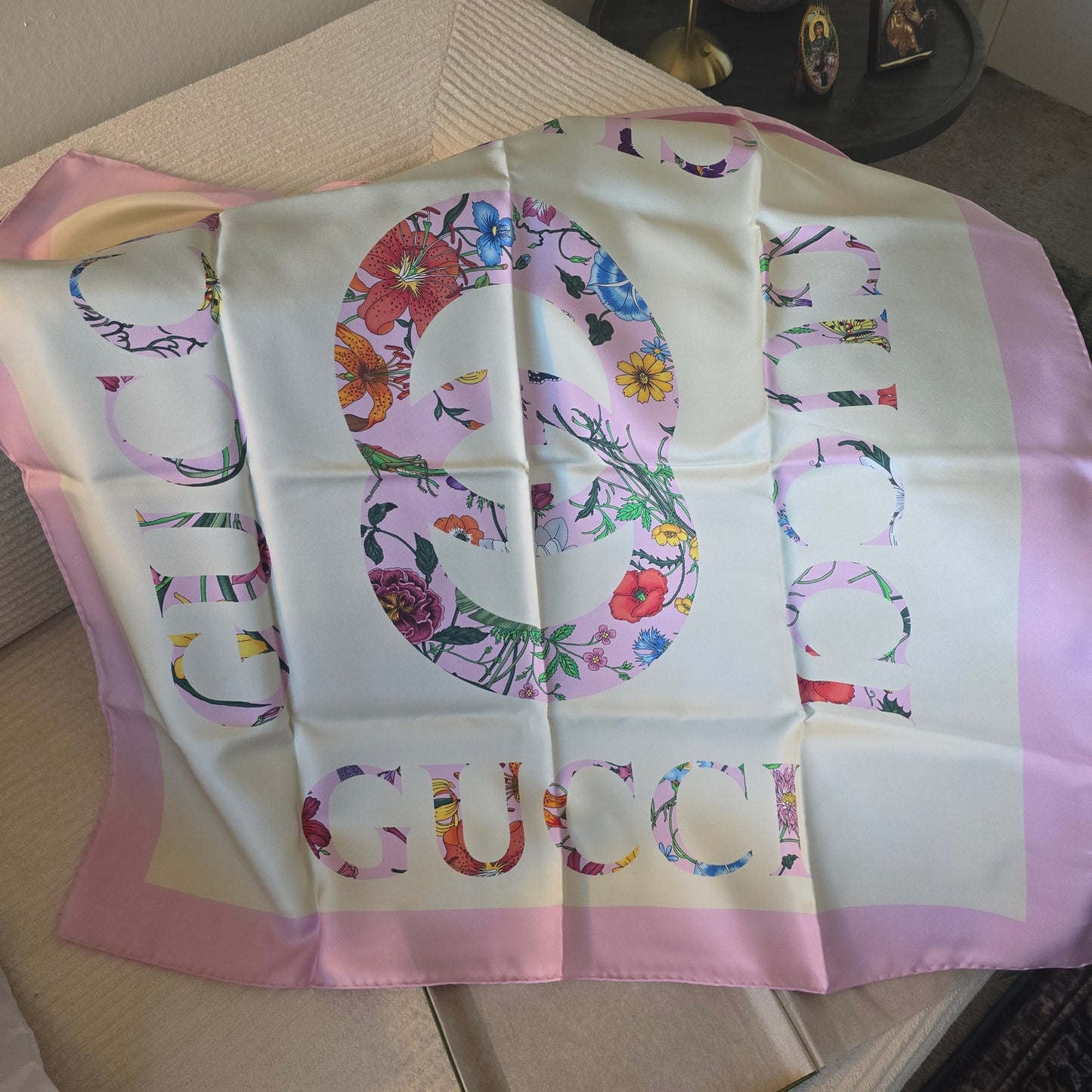 Gucci Flora Printed Silk Twill Carre Scarf - NWT