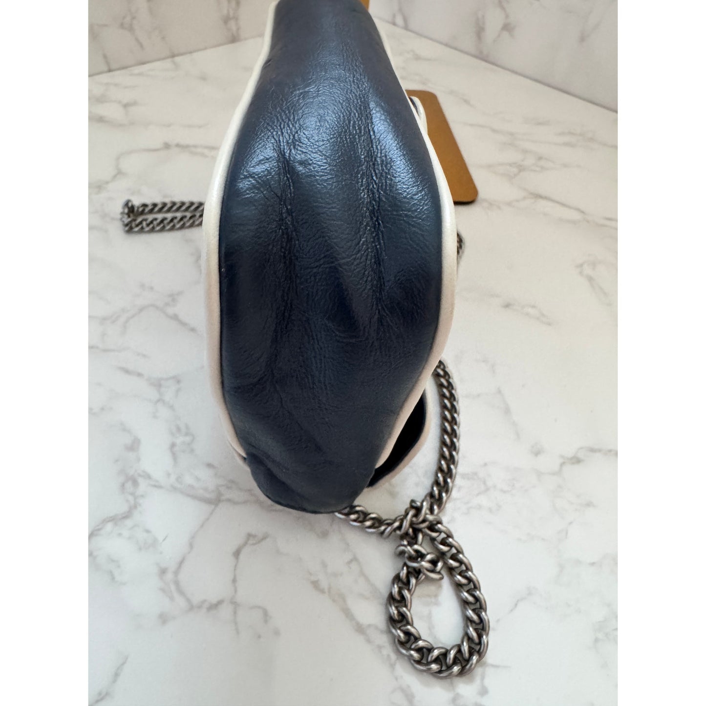 Gucci GG Marmont Torchon Super Mini in NavyWith White Piping