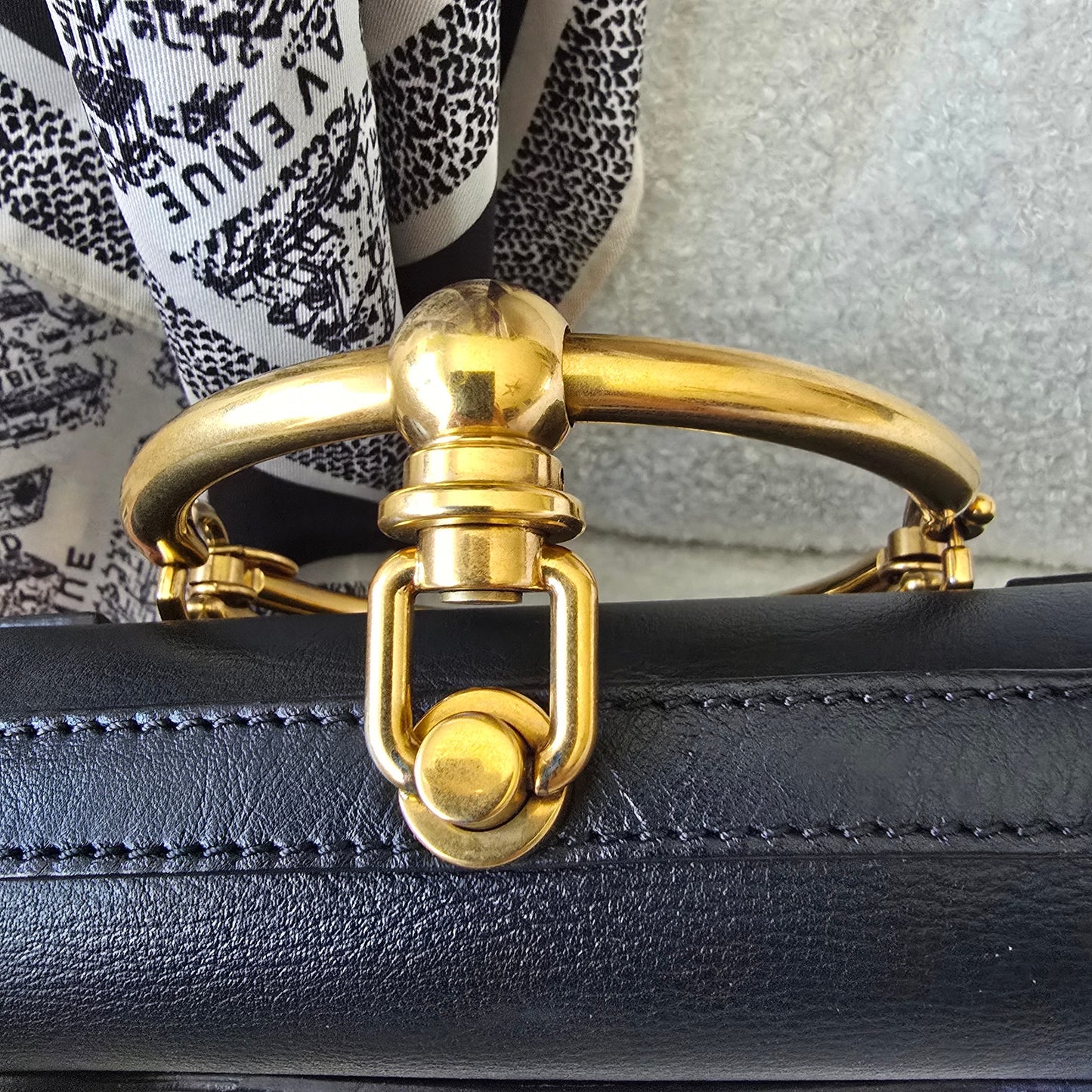 Chloe Small Nile Bracelet Bag in Black