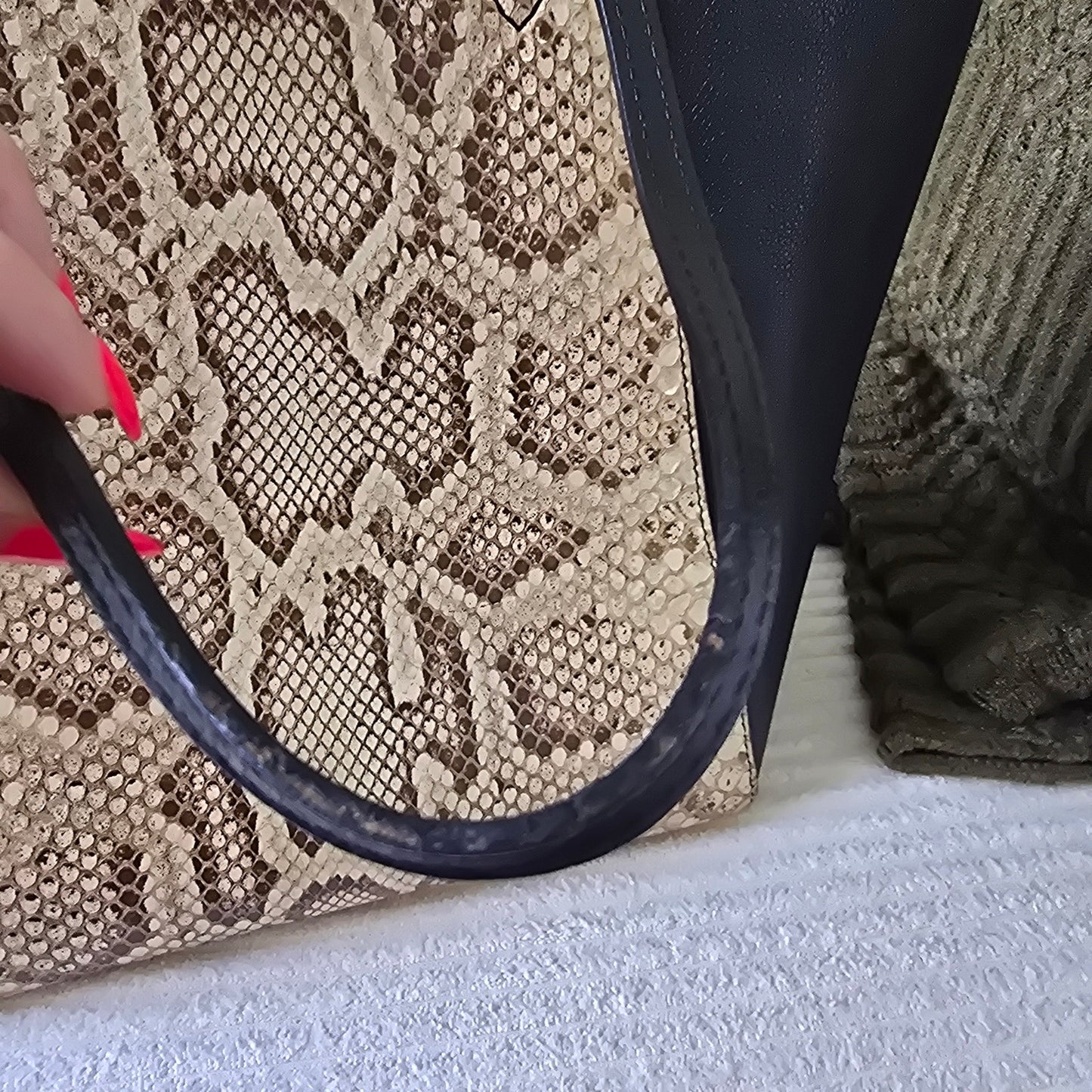 Louis Vuitton Lockme Cabas Python Leather Tote Bag Black/Natural Exotic