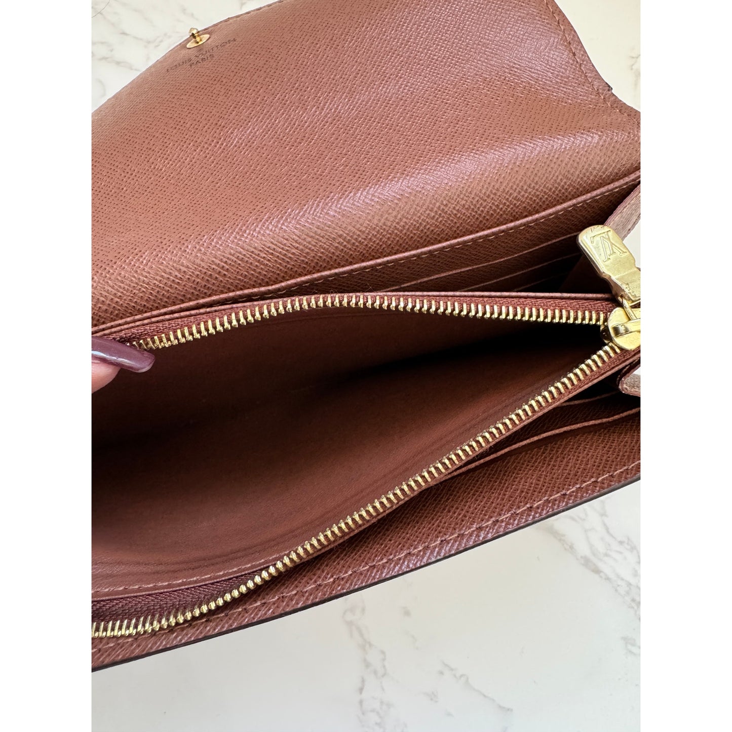 Louis Vuitton Sarah Wallet in Mongram Canvas