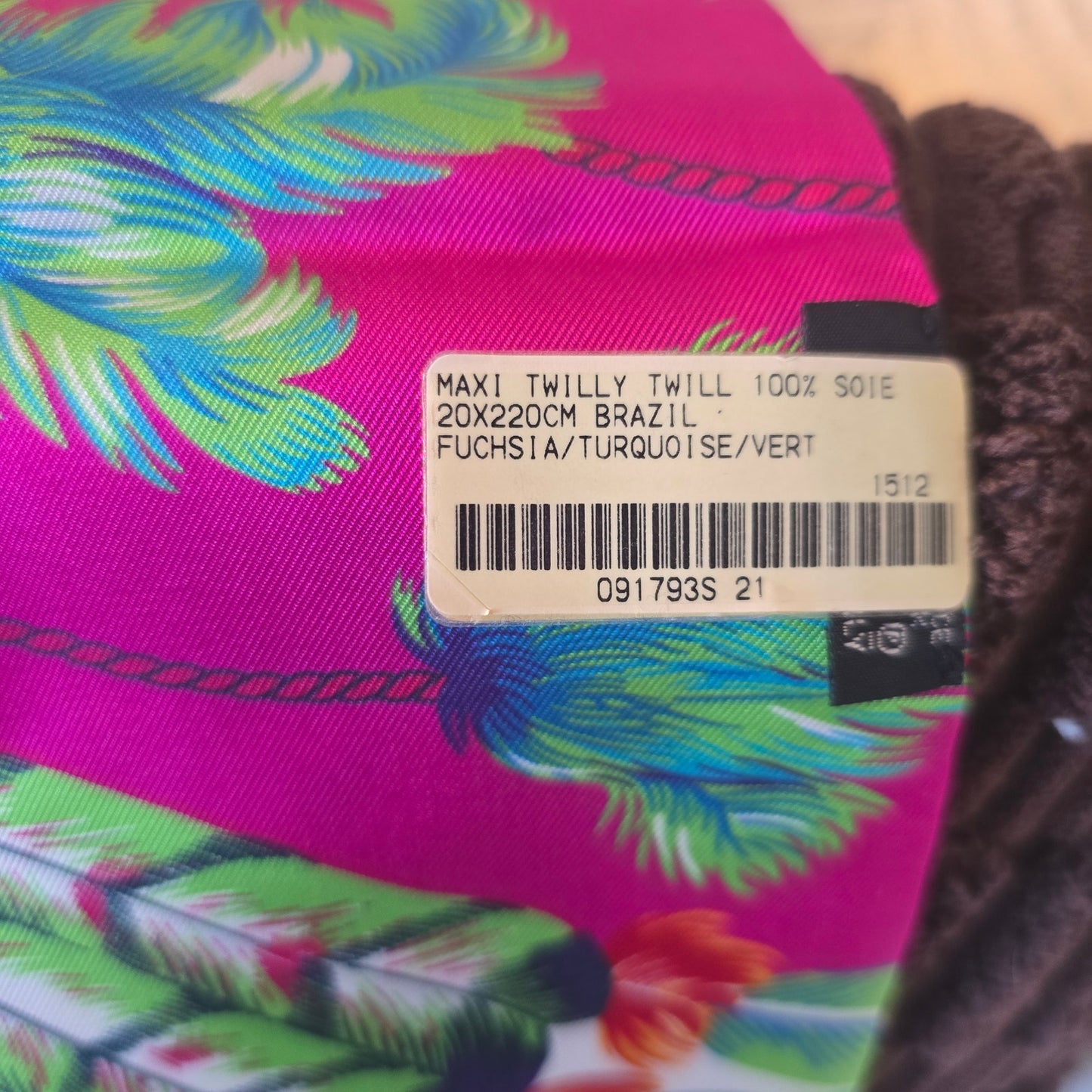 Hermes Brazil Maxi Twilly Silk Scarf NWT Fuchsia Feather Original Run