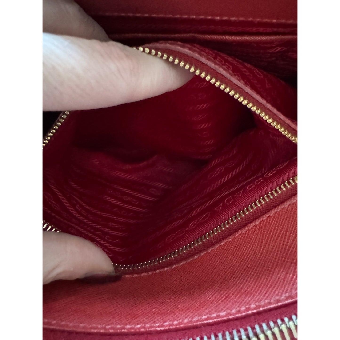Prada Galleria Medium in Red Saffiano Leather