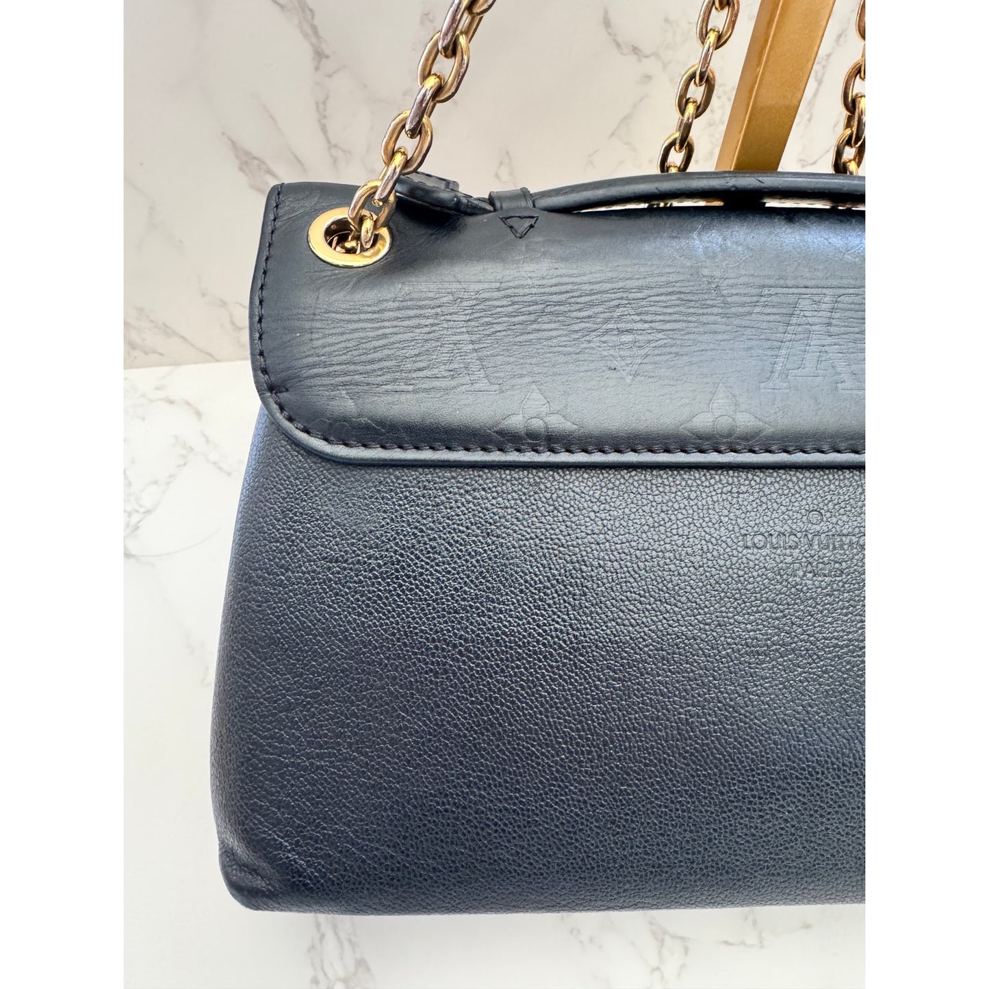 LV Monogram Cuir Plume Ecume Very Chain Bag in black