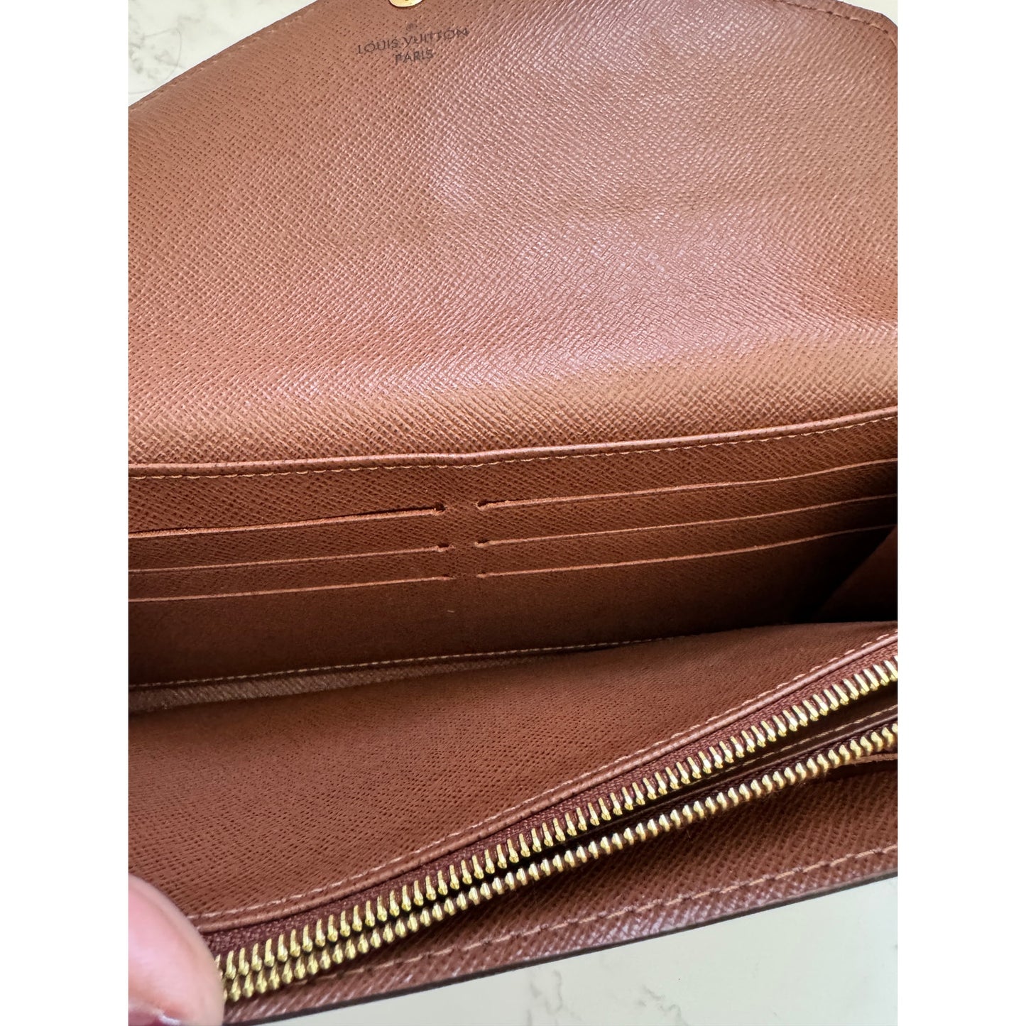 Louis Vuitton Sarah Wallet in Mongram Canvas