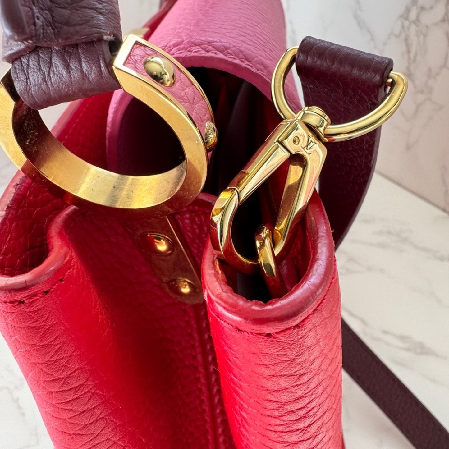 Beautiful Like New Louis Vuitton Capucines Bag