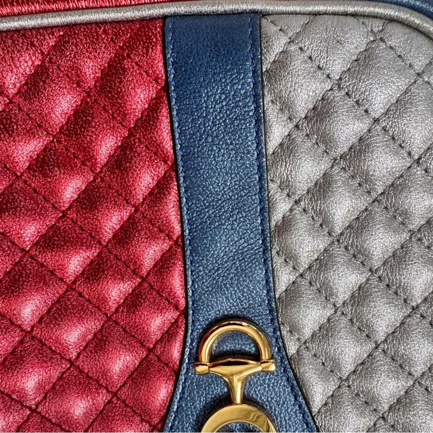 Gucci Laminated Nappa Trapuntata Zumi Shoulder Bag