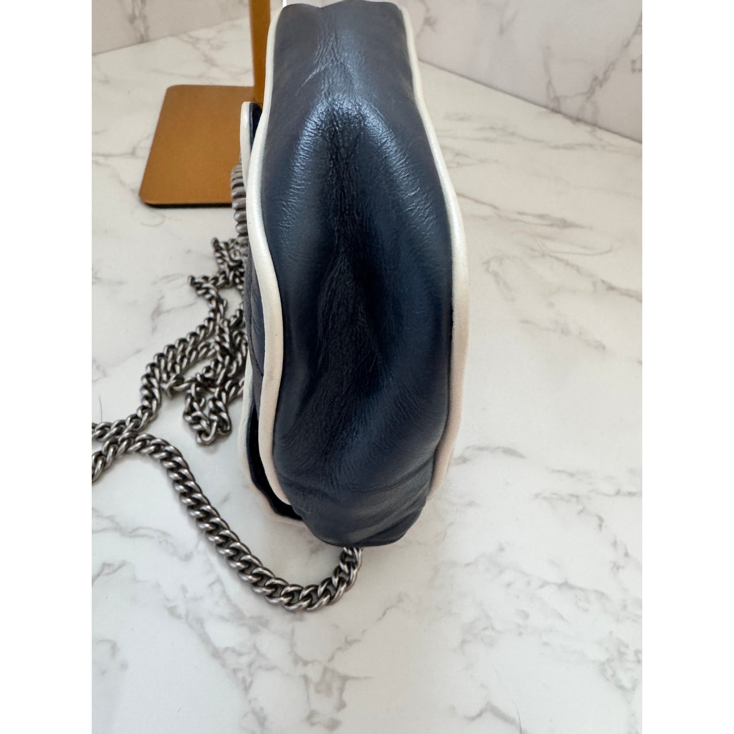 Gucci GG Marmont Torchon Super Mini in NavyWith White Piping